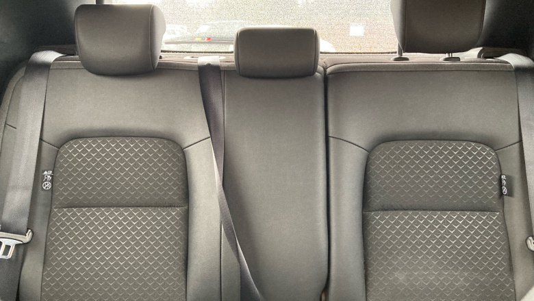 Nissan Juke 1.0 DiG-T N-Connecta 5dr DCT Petrol Hatchback